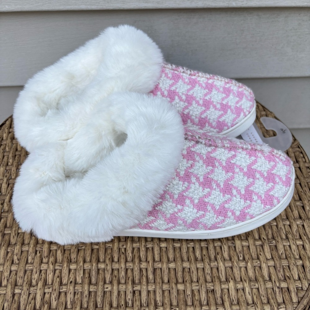 Laura Conrad Pink & White Faux Fur Cuff Women’s Houndstooth Slippers. Size Large